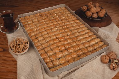 Baklava Piramidi Yaratıcı Tatlı Düzenlemesi