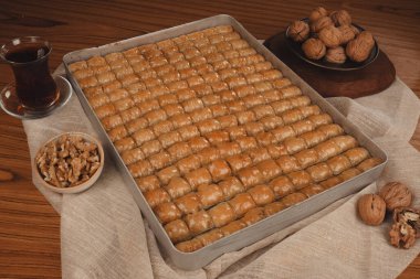 Baklava Piramidi Yaratıcı Tatlı Düzenlemesi