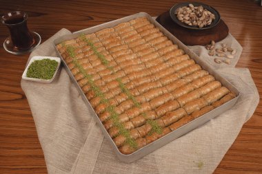 Baklava Piramidi Yaratıcı Tatlı Düzenlemesi