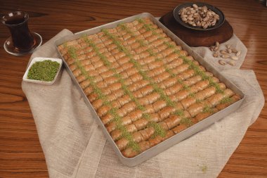 Baklava Piramidi Yaratıcı Tatlı Düzenlemesi