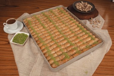 Ev yapımı Baklava 'nın Altın Çıtır Tabakları
