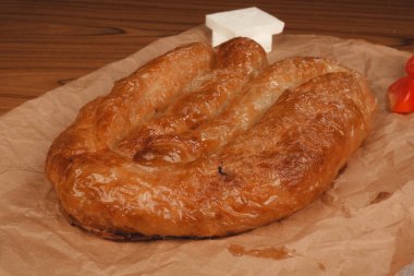 Flaky Katmanlı Geleneksel Türk Borek