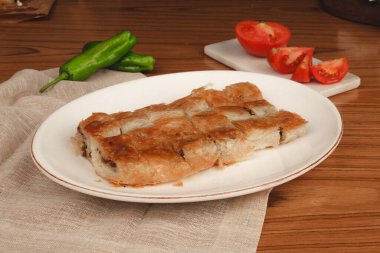 Flaky Katmanlı Geleneksel Türk Borek