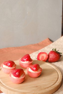 Karşı konulamaz çikolatalı ekler.