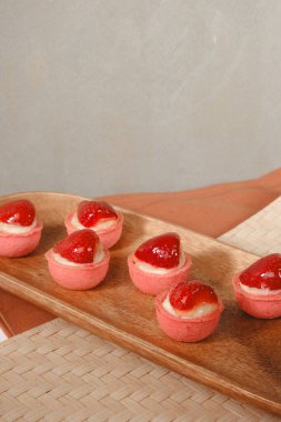 Karşı konulamaz çikolatalı ekler.