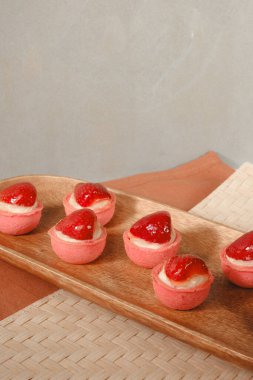 Karşı konulamaz çikolatalı ekler.