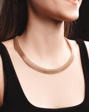 Şık ve Zarif Altın Elmas Mücevherler