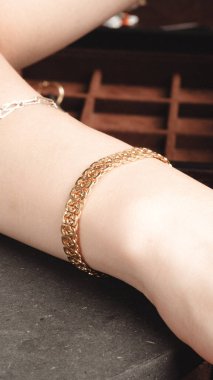 Şık ve Zarif Altın Elmas Mücevherler