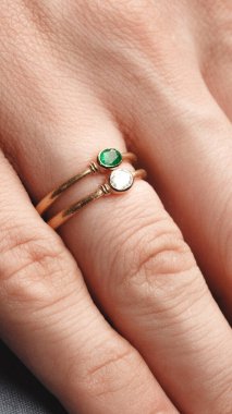 Zarif El yapımı Altın ve Elmas Mücevherler