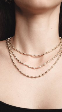 Zarif El yapımı Altın ve Elmas Mücevherler