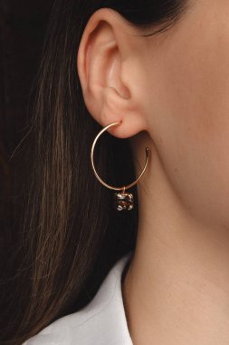 Güzel Mücevher Koleksiyonu: Elmaslar ve Altın Mücevherler