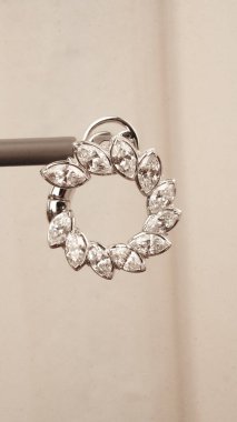 Kaliteli Mücevherler: Altın ve Elmas Hazineleri