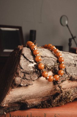 Zarif Altın ve Elmas Kolyeler