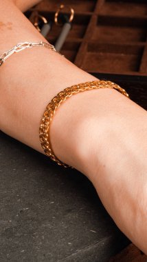 Kadınlar İçin En İyi Elmas ve Altın Mücevherler