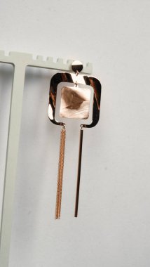 Tasarımcı Mücevherleri: Altın, Elmas ve Gemstone