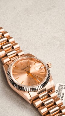 Lüks Aşıklar İçin Özel Altın ve Elmas Mücevherler