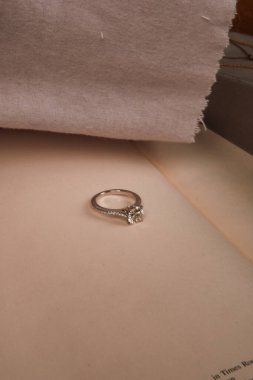 Büyüleyici Altın ve Elmas Alyansları