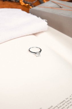 Büyüleyici Altın ve Elmas Alyansları