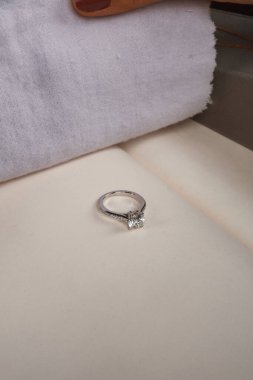 Büyüleyici Altın ve Elmas Alyansları