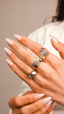 Özel durumlar için zarif Altın ve Elmas Mücevherler