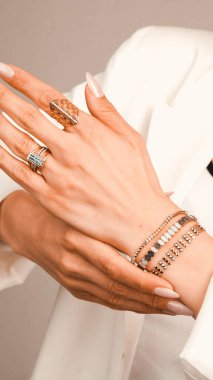 Özel durumlar için zarif Altın ve Elmas Mücevherler