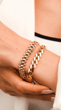 Zamansız Lüks Mücevherler: Elmaslar ve Altın Tasarımlar