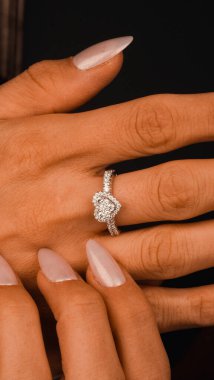 Her Olay İçin El Yapımı Altın ve Elmas Mücevherler