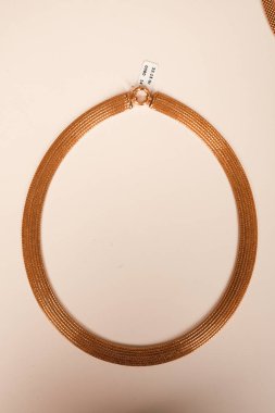 Klasik Altın ve Elmas Düğün Mücevherleri