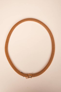 Klasik Altın ve Elmas Düğün Mücevherleri