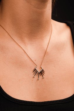 Klasik Altın ve Elmas Düğün Mücevherleri