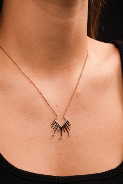 Klasik Altın ve Elmas Düğün Mücevherleri