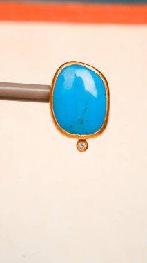 luxury gold and diamond jewelery