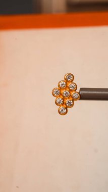 luxury gold and diamond jewelery