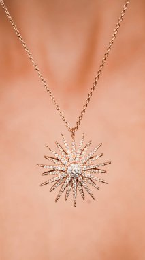 Lüks Elmas ve Altın Mücevher