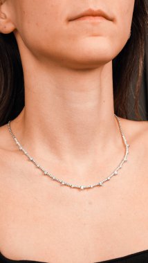 Altından ve elmaslardan oluşan Ebedi Mücevher Tasarımı