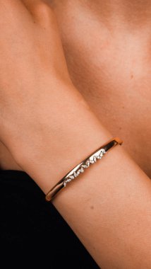 Altından ve elmaslardan oluşan Ebedi Mücevher Tasarımı