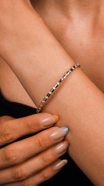 Altından ve elmaslardan oluşan Ebedi Mücevher Tasarımı