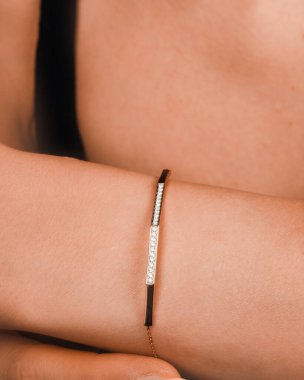 Zarif Altın ve Elmas Kolyeler