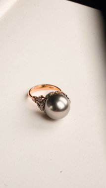 Özel Anlar İçin Özel Yapım Altın ve Elmas Mücevherler