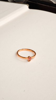 Özel Anlar İçin Özel Yapım Altın ve Elmas Mücevherler