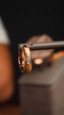 Özel Anlar İçin Özel Yapım Altın ve Elmas Mücevherler