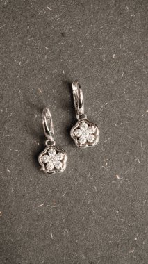 Özel Anlar İçin Özel Yapım Altın ve Elmas Mücevherler