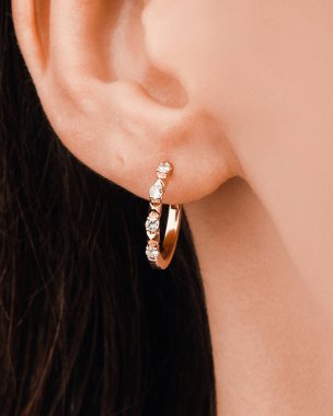 Parlak Elmaslı Görkemli Altın Mücevherler