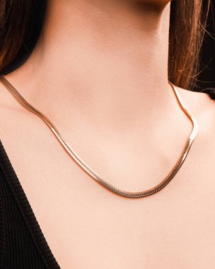 Güzel Mücevher Koleksiyonu: Elmaslar ve Altın Mücevherler