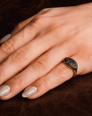 Zarif El yapımı Altın ve Elmas Mücevherler