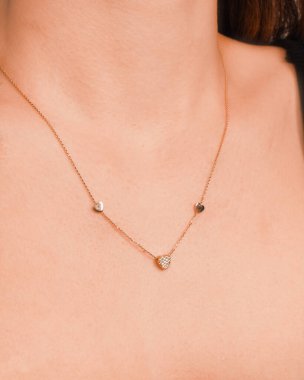 Elmas ve Altınla El Yapımı Lüks Mücevherler