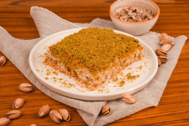 Ev yapımı Baklava 'nın Altın Çıtır Tabakları