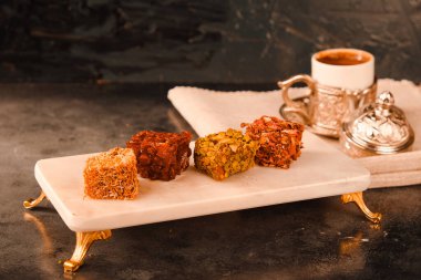 Gül aromalı Türk Lokumu Pistachio Dolgulu