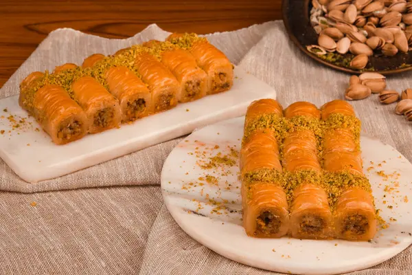 Taze Pişmiş Baklava Parçalarının Yakın Çekimi