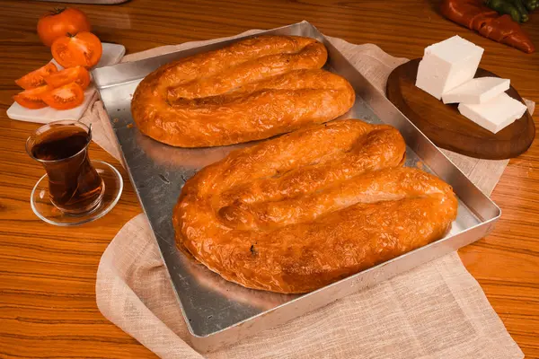 Flaky Katmanlı Geleneksel Türk Borek